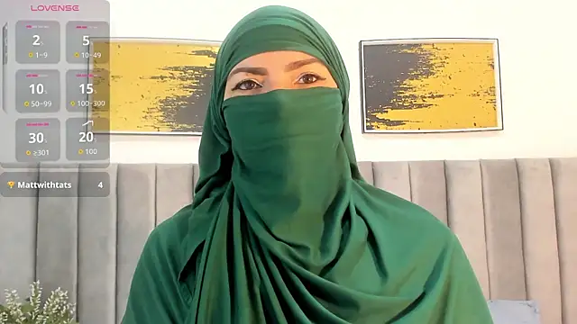  naylaa  online show from November 8, 4:01 am