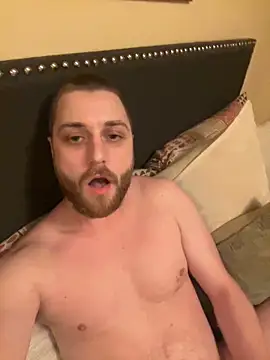 custardnmypie online show from October 27, 4:05 am