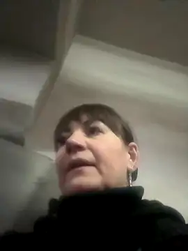 Butterfly8385 online show from November 19, 8:47 am