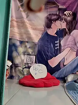 Snapshot of -Mela- chatting on October 17, 6:38 am -Mela- online show from October 17, 6:38 am