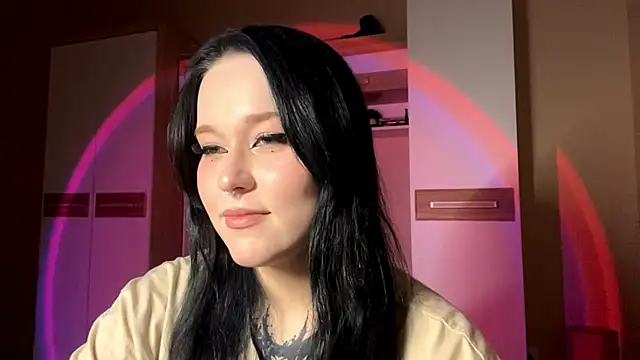 KristenGoodmon online show from October 21, 11:00 am