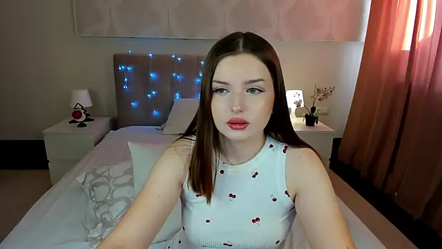 Maria Reiiden online show from November 29, 7:55 am