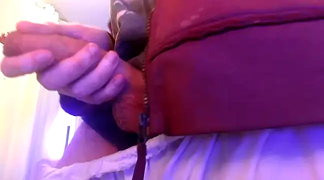 Snapshot of tykun chatting on March 13, 8:48 am tykun online show from March 13, 8:48 am