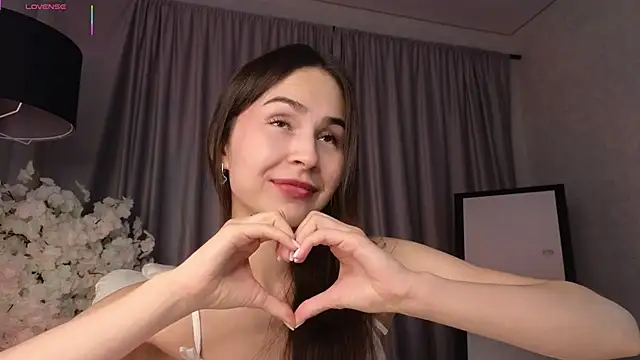 Snapshot of LionKierra chatting on October 19, 2:45 am LionKierra online show from October 19, 2:45 am