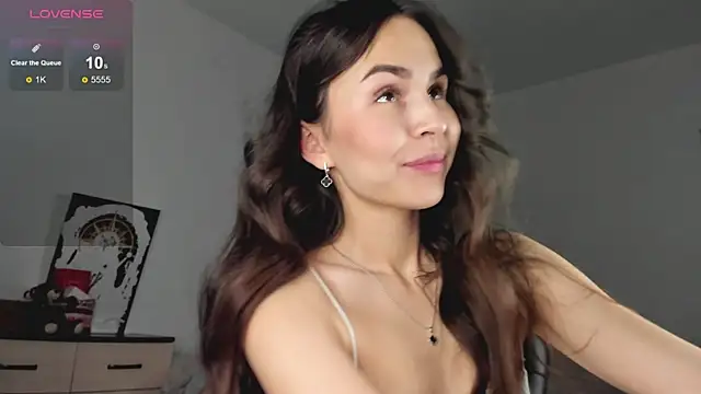 Snapshot of LionKierra chatting on November 19, 4:12 am LionKierra online show from November 19, 4:12 am