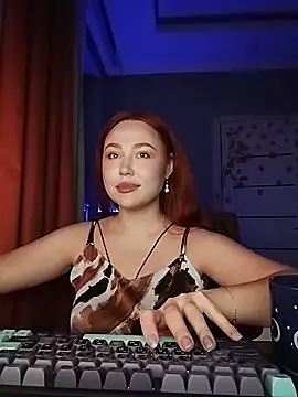 LolaMint  online show from November 28, 1:36 pm