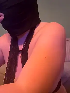 Snapshot of cochonnesoumise12 chatting on November 29, 9:51 pm cochonnesoumise12 online show from November 29, 9:51 pm