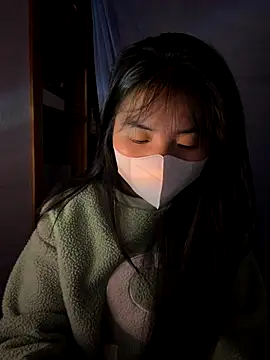 lan-xinh1 online show from January 7, 7:00 am