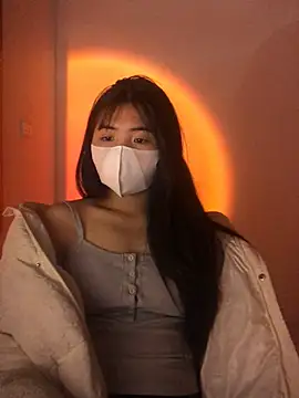 lan-xinh1 online show from January 14, 4:45 pm