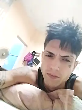 Laikerxxx online show from October 31, 7:09 am