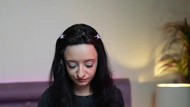 JoelleApril online show from January 16, 9:30 pm