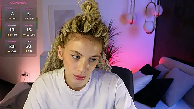 mia silkk online show from November 7, 6:24 am