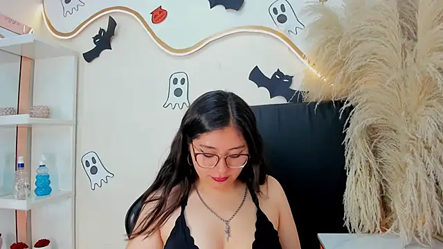 ZeleneJones online show from October 14, 11:44 am