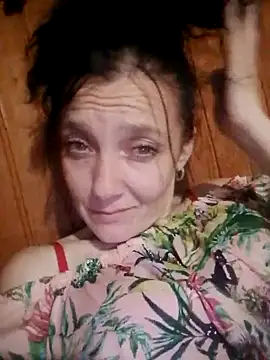 velvet 2200 online show from October 21, 6:30 pm