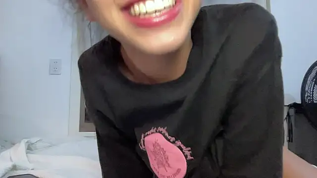 absoluthorrorfield online show from January 6, 1:20 am