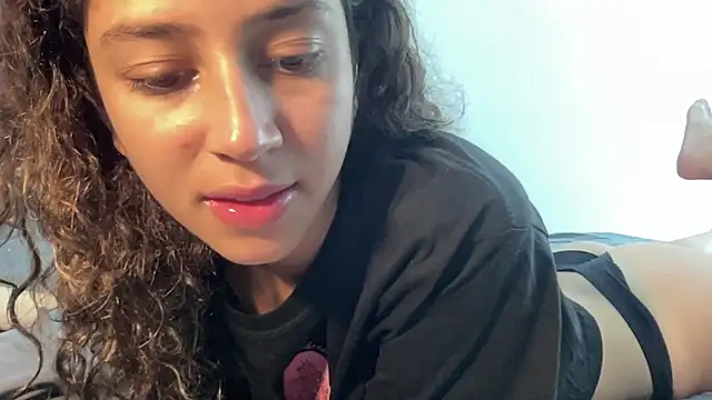 absoluthorrorfield online show from February 18, 1:56 am