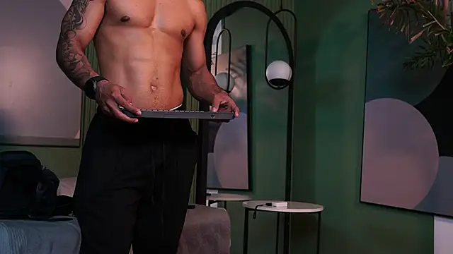 Reik Vonn online show from February 15, 1:46 am