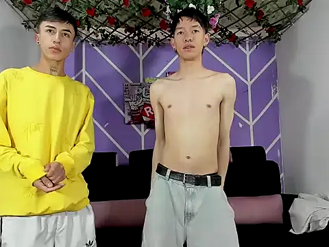 heyy noah11 online show from February 8, 1:36 pm