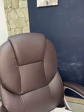 Snapshot of _Isabella_1 chatting on October 28, 2:37 am Isabella 1 online show from October 28, 2:37 am