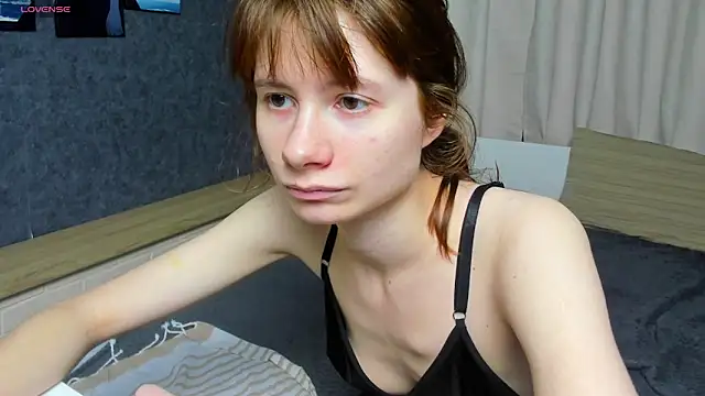 Snapshot of EvelynJin_ chatting on October 19, 4:18 pm EvelynJin  online show from October 19, 4:18 pm