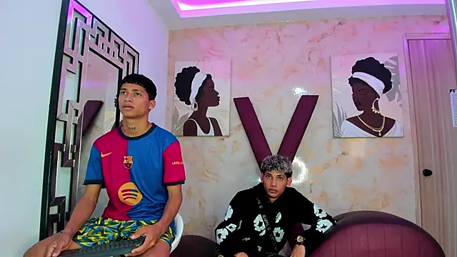 EMPIRE BOYS1 online show from February 4, 7:20 pm