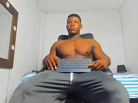 Michael smitht online show from November 3, 11:59 pm