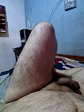 Snapshot of latinooso chatting on October 22, 6:35 am latinooso online show from October 22, 6:35 am