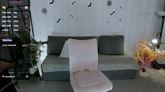 Snapshot of Erika_Kim chatting on October 25, 5:48 am Erika Kim online show from October 25, 5:48 am