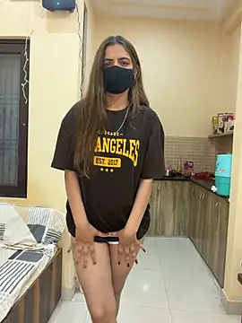 deepikaa aroraa online show from February 22, 9:41 am