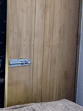 Tanha18 online show from January 16, 2:54 pm