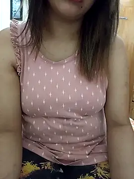 Tanha18 online show from April 3, 4:05 pm