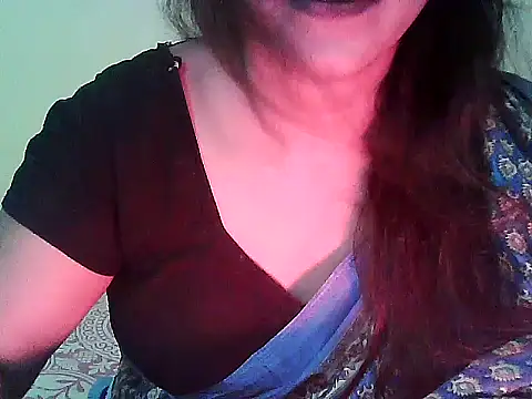 Model Srinika online show from October 24, 8:22 am