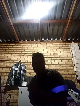 Snapshot of WinglessStuff chatting on January 19, 4:00 pm WinglessStuff online show from January 19, 4:00 pm