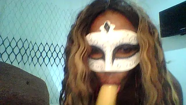 wchocolate online show from October 19, 3:56 pm