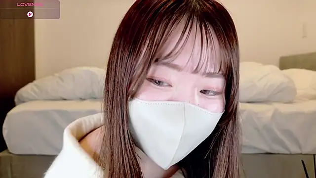 yura ra ra online show from June 5, 1:17 pm
