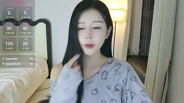 yiyi 3523 online show from April 22, 1:12 pm