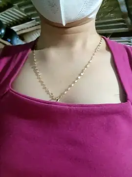 Snapshot of LinaCii chatting on November 8, 3:01 pm LinaCii online show from November 8, 3:01 pm