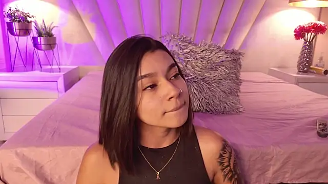 AlyssaRay online show from January 16, 7:29 pm