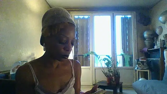 ulnaoumy online show from October 19, 4:07 pm