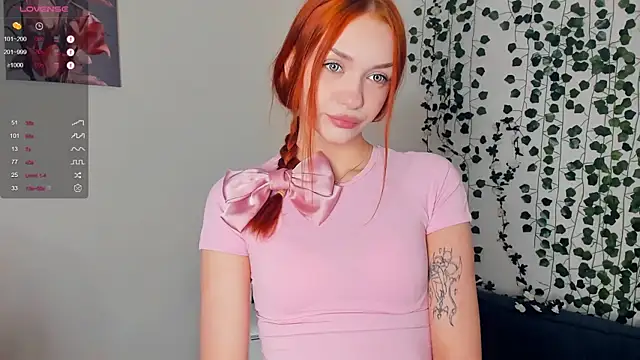 Snapshot of Foxy_blush chatting on November 15, 8:38 pm Foxy blush online show from November 15, 8:38 pm