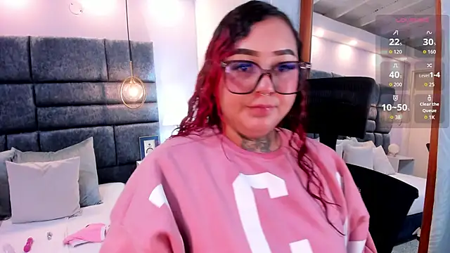 Snapshot of atennea_diiossa chatting on October 27, 11:58 am atennea diiossa online show from October 27, 11:58 am