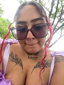 Snapshot of atennea_diiossa chatting on November 15, 4:03 pm atennea diiossa online show from November 15, 4:03 pm