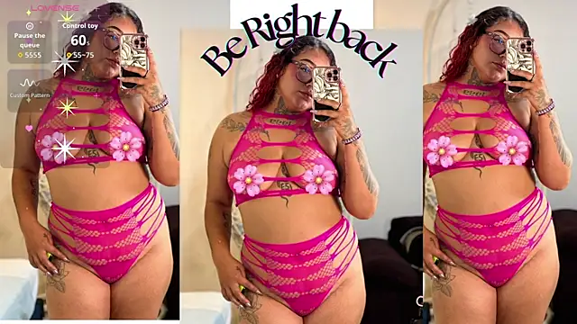 Snapshot of atennea_diiossa chatting on November 18, 11:36 am atennea diiossa online show from November 18, 11:36 am