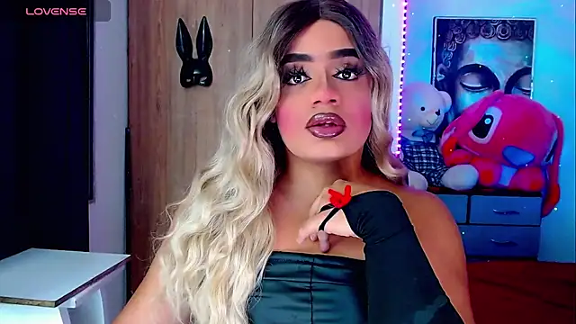 Sofiabigcock22 online show from October 17, 11:29 pm