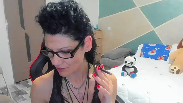 SweetSin40 online show from April 13, 7:41 pm