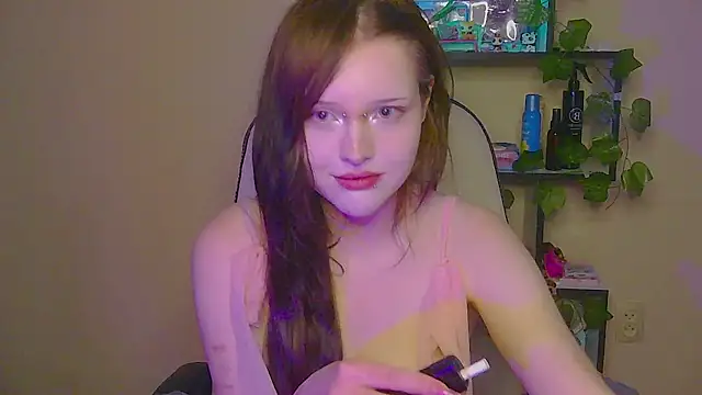 Snapshot of WickedBelle chatting on October 24, 4:47 pm WickedBelle online show from October 24, 4:47 pm