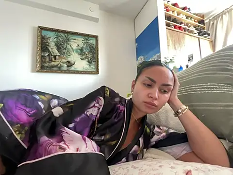 sexygoddessjessy online show from April 23, 11:42 am
