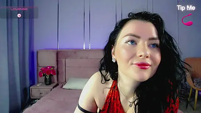 EvaBilss online show from March 29, 7:03 pm