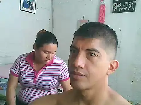 horny latin couple1 online show from October 29, 7:26 pm