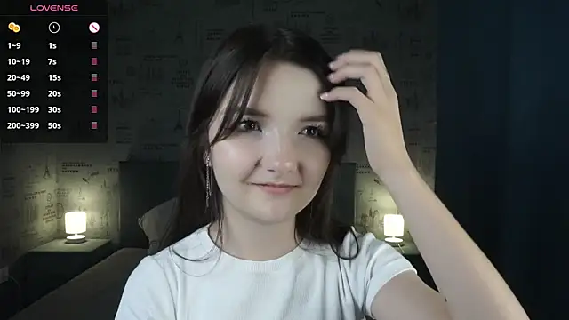 Snapshot of _Cute_World_ chatting on October 16, 9:49 pm Cute World online show from October 16, 9:49 pm